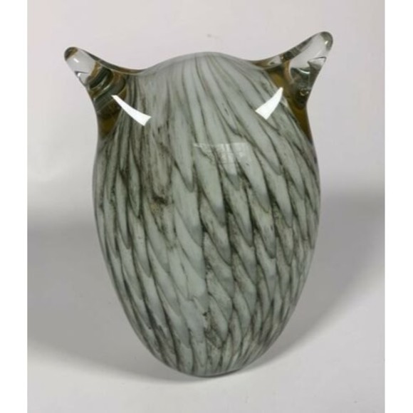 Art Glass Owl Green Yellow Eyes Paperweight - Picture 2 of 3